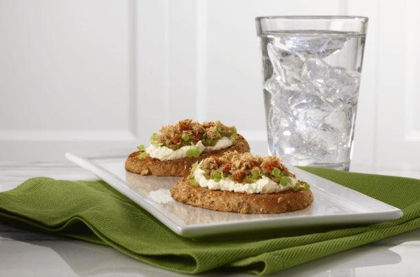 BUMBLE BEE TUNA - SUNDRIED TOMATO & BASIL - Image 3