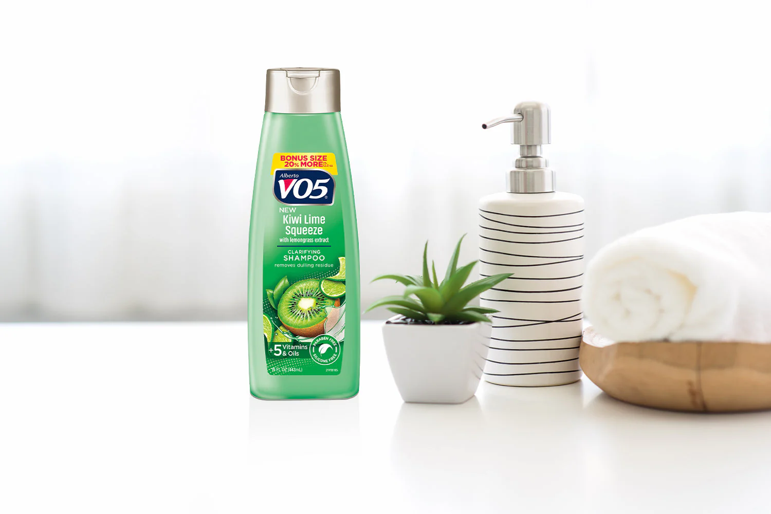 VO5 CLARIFYING SHAMPOO, KIWI LIME 15 OZ - Image 3