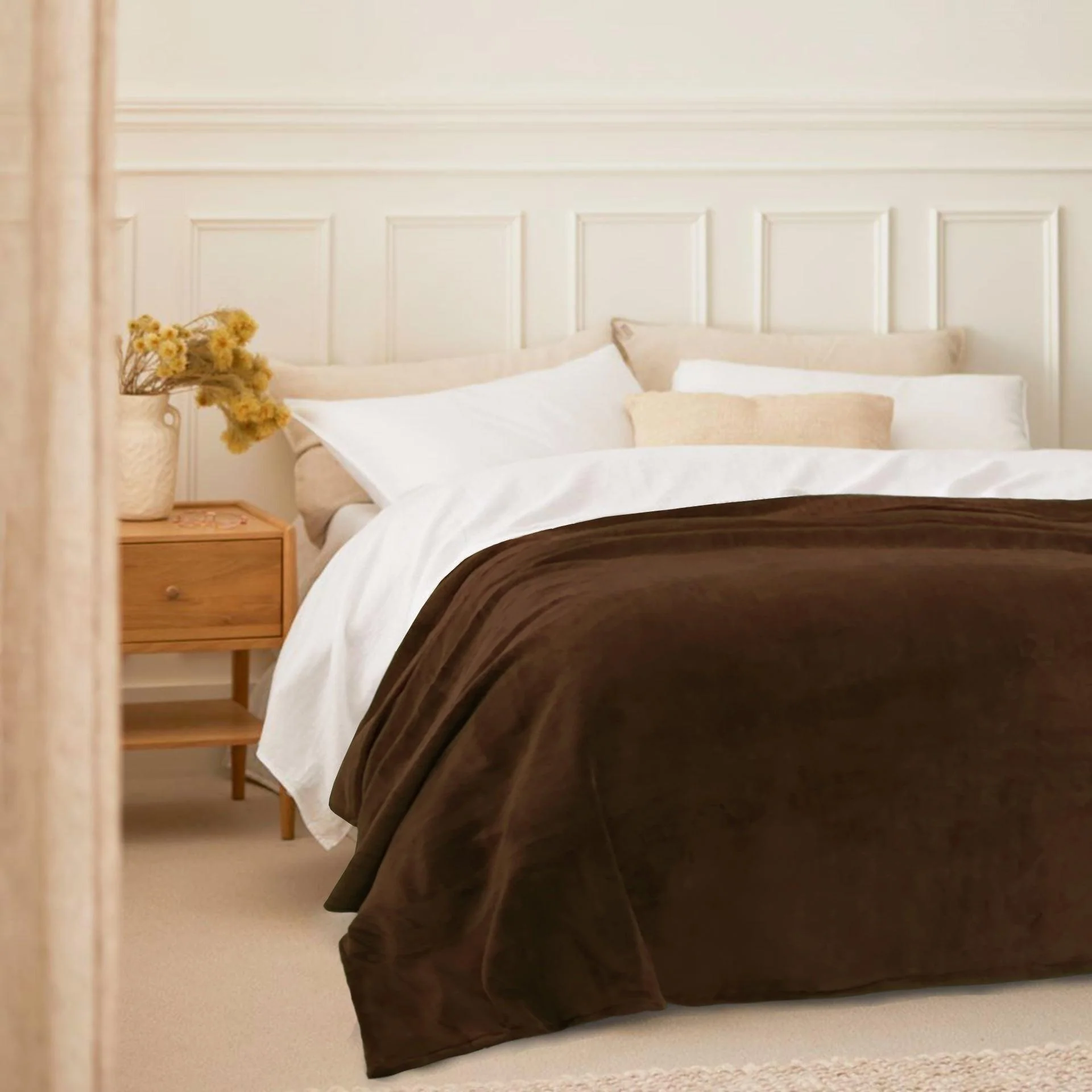 FLEECE BLANKET (FIRE RETARDANT) - Image 7